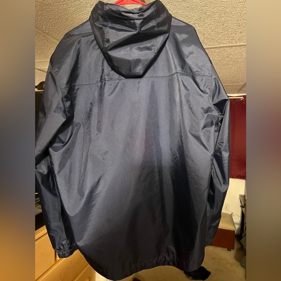 Carhartt rain jacket - Picture 3 of 4